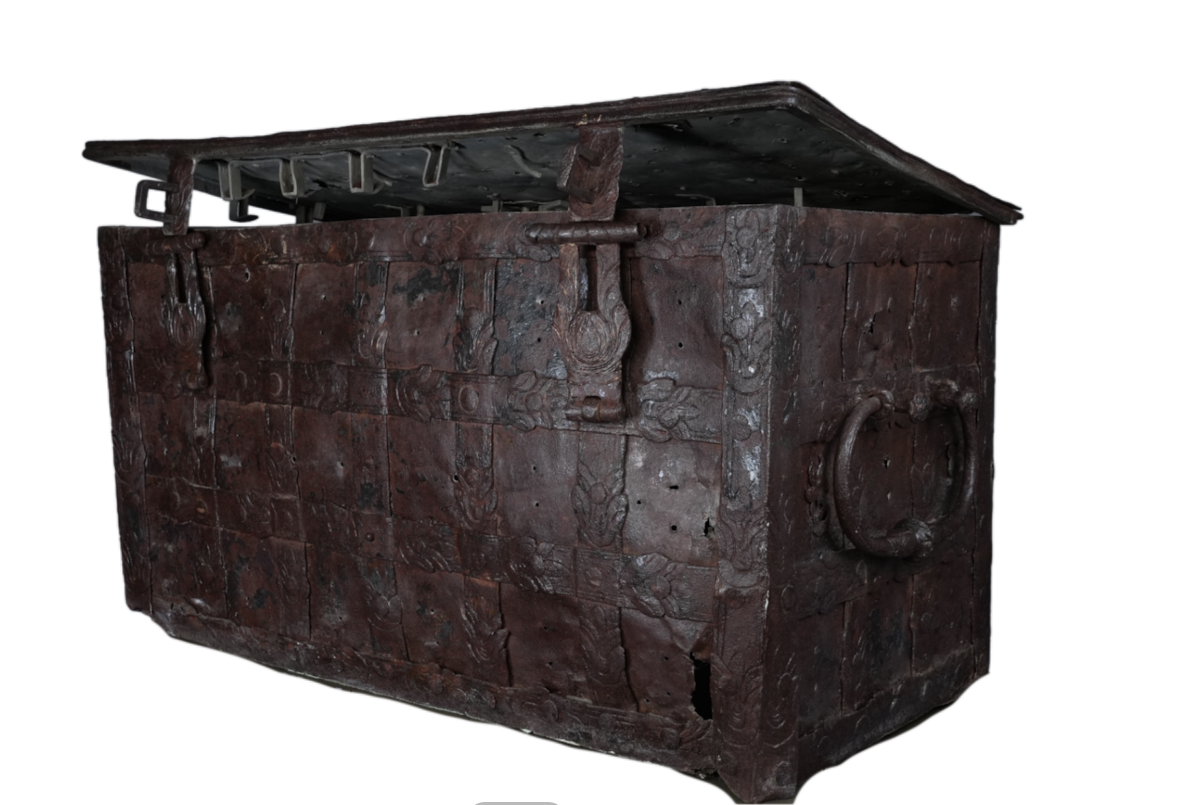 Кована скриня